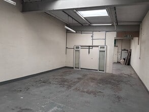 58-60 Redhill Rd, Birmingham for lease Interior Photo- Image 2 of 5