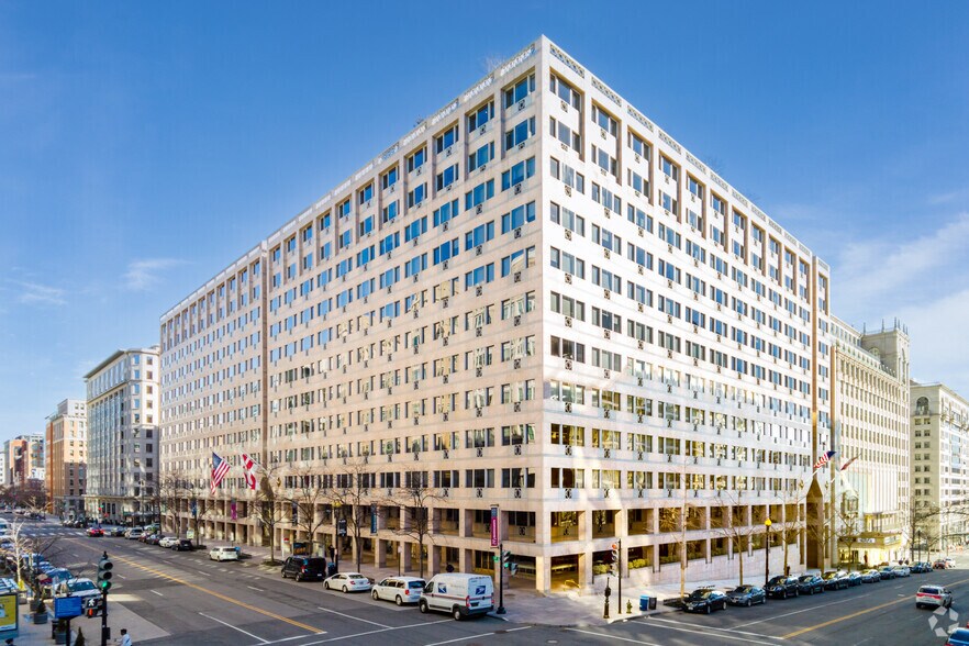 555 13th St NW, Washington, DC à louer - Photo du bâtiment - Image 1 de 15