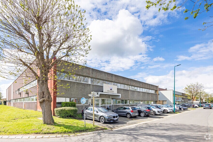 15 Rue D'Anjou, Saint-Ouen-l'Aumône à louer - Photo principale - Image 1 de 3