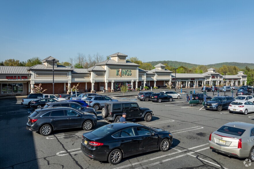 531 US Highway 22, White House Station, NJ for lease - Building Photo - Image 3 of 12