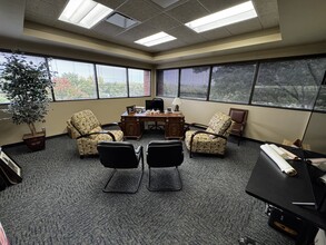 10300 W 103rd St, Overland Park, KS for lease Interior Photo- Image 2 of 13