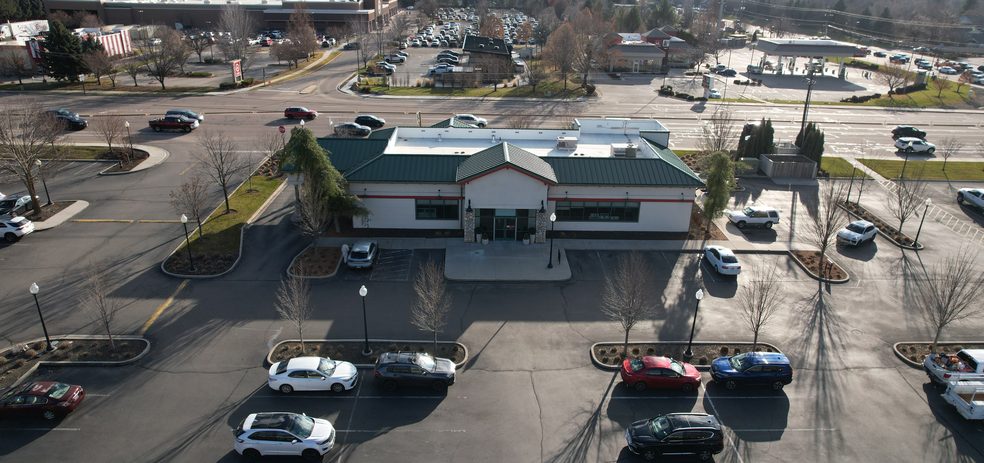 3314 E Chinden Blvd, Eagle, ID for lease - Building Photo - Image 2 of 5