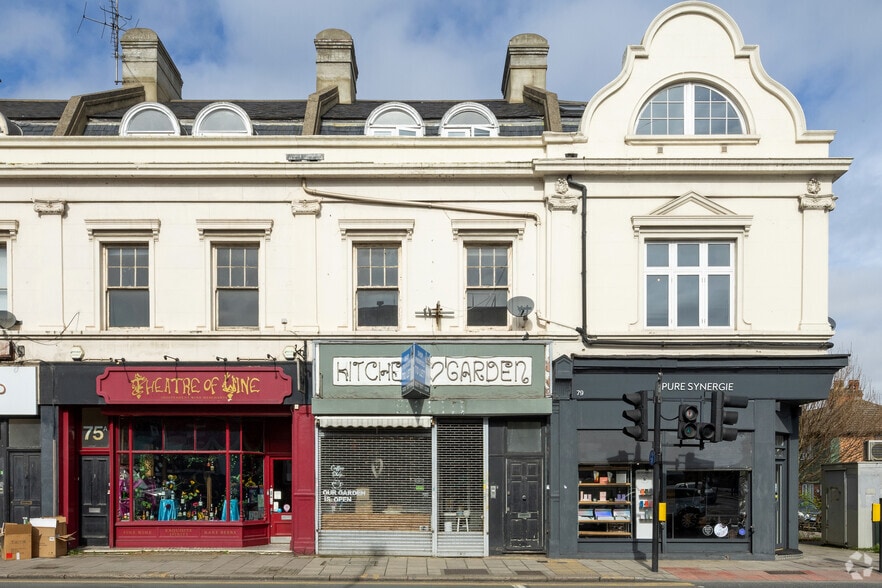 77-77A Trafalgar Rd, Londres à louer - Photo principale - Image 1 de 8