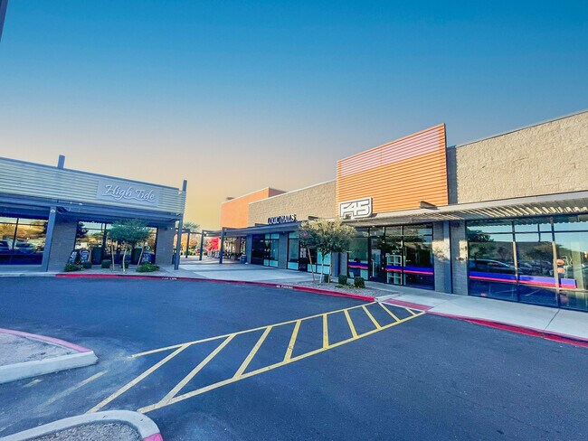 More details for 5025 S Gilbert Rd, Chandler, AZ - Retail for Lease