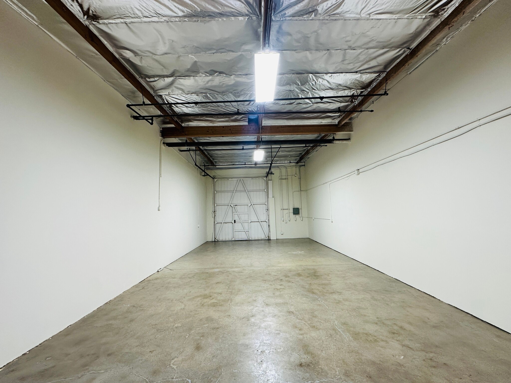 16601 Gothard St, Huntington Beach, CA for lease Interior Photo- Image 1 of 7