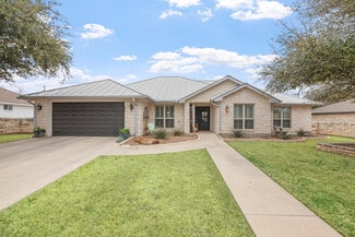 Plus de détails pour 608 W Morse St, Fredericksburg, TX - Spécialité à vendre