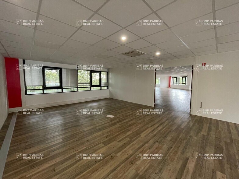 8 Boulevard Albert Einstein, Nantes for lease - Building Photo - Image 1 of 13