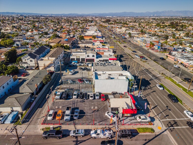 17025 Hawthorne Blvd, Lawndale, CA à vendre - Photo du bâtiment - Image 2 de 12