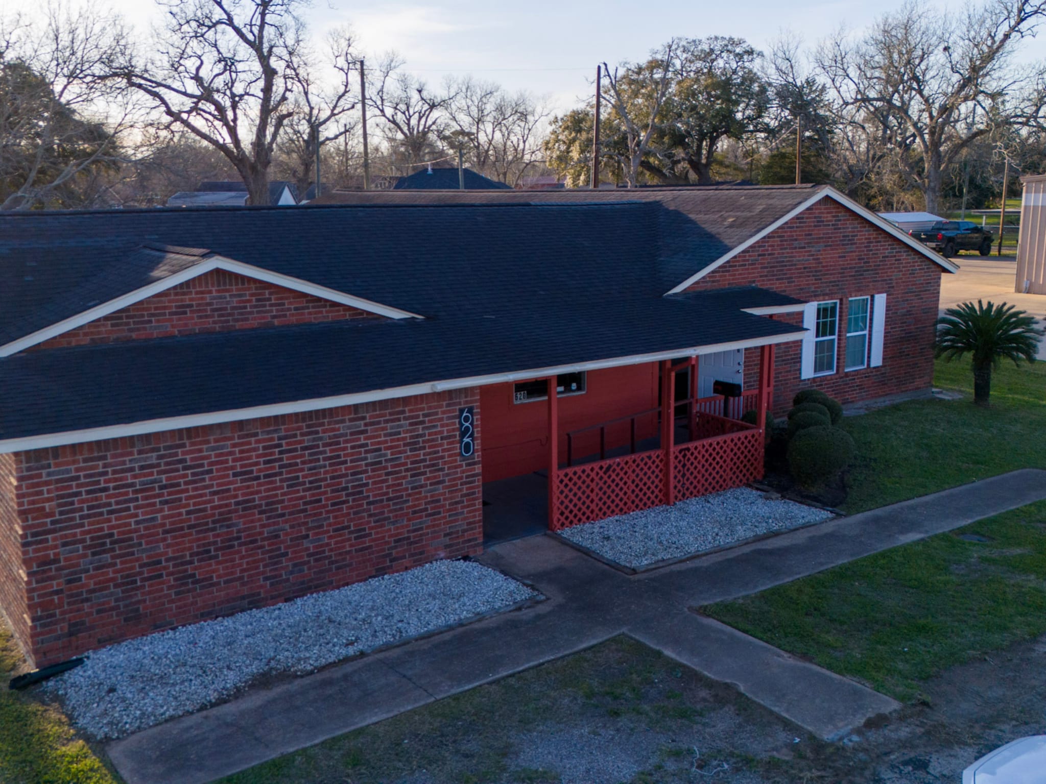 620 Brazosport Blvd N, Clute, TX for lease Primary Photo- Image 1 of 44