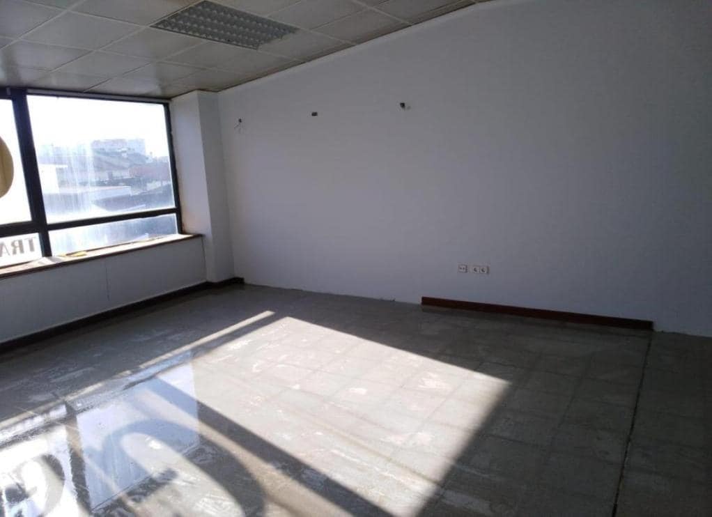 Pineda de Mar, BAR 08397 - Unit 01 - - Interior Photo - Image 2 of 4