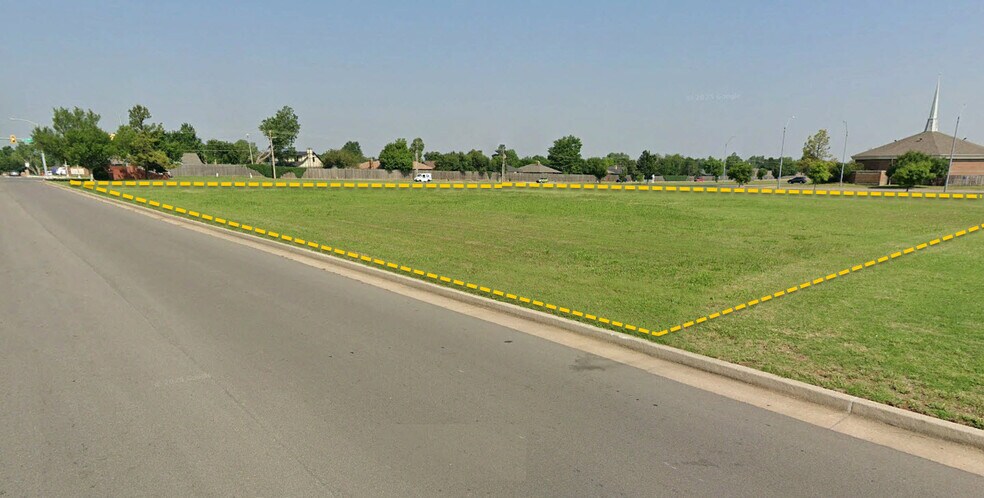 11300 N Council Rd, Oklahoma City, OK à vendre - Photo du bâtiment - Image 2 de 9