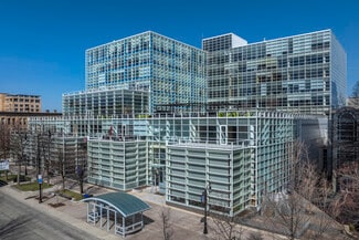 Plus de détails pour 1 S Pinckney St, Madison, WI - Bureau à louer