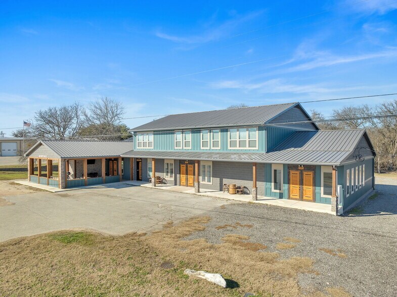 220 W FM 473, Comfort, TX à louer - Photo du bâtiment - Image 3 de 25