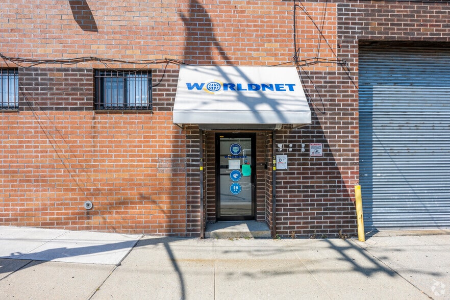 147-40 184th St, Jamaica, NY for lease - Building Photo - Image 3 of 5