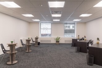 125 Maiden Ln, New York, NY à louer Photo du bâtiment- Image 2 de 11