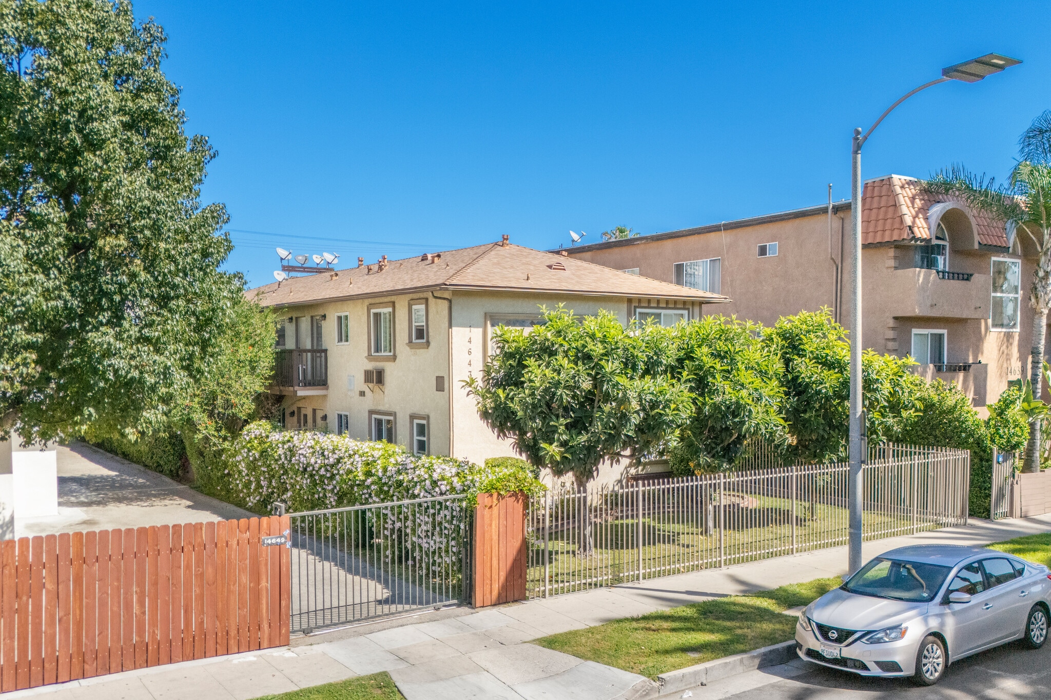 14643 Friar St, Van Nuys, CA for sale Primary Photo- Image 1 of 15