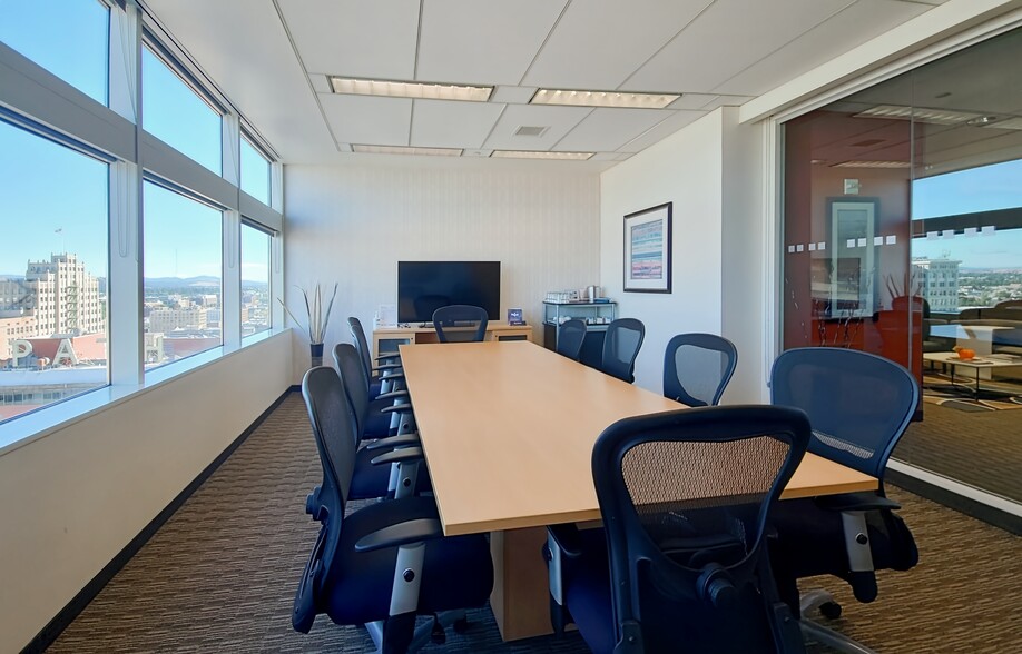 601 W 1st Ave, Spokane, WA for lease - Interior Photo - Image 2 of 29