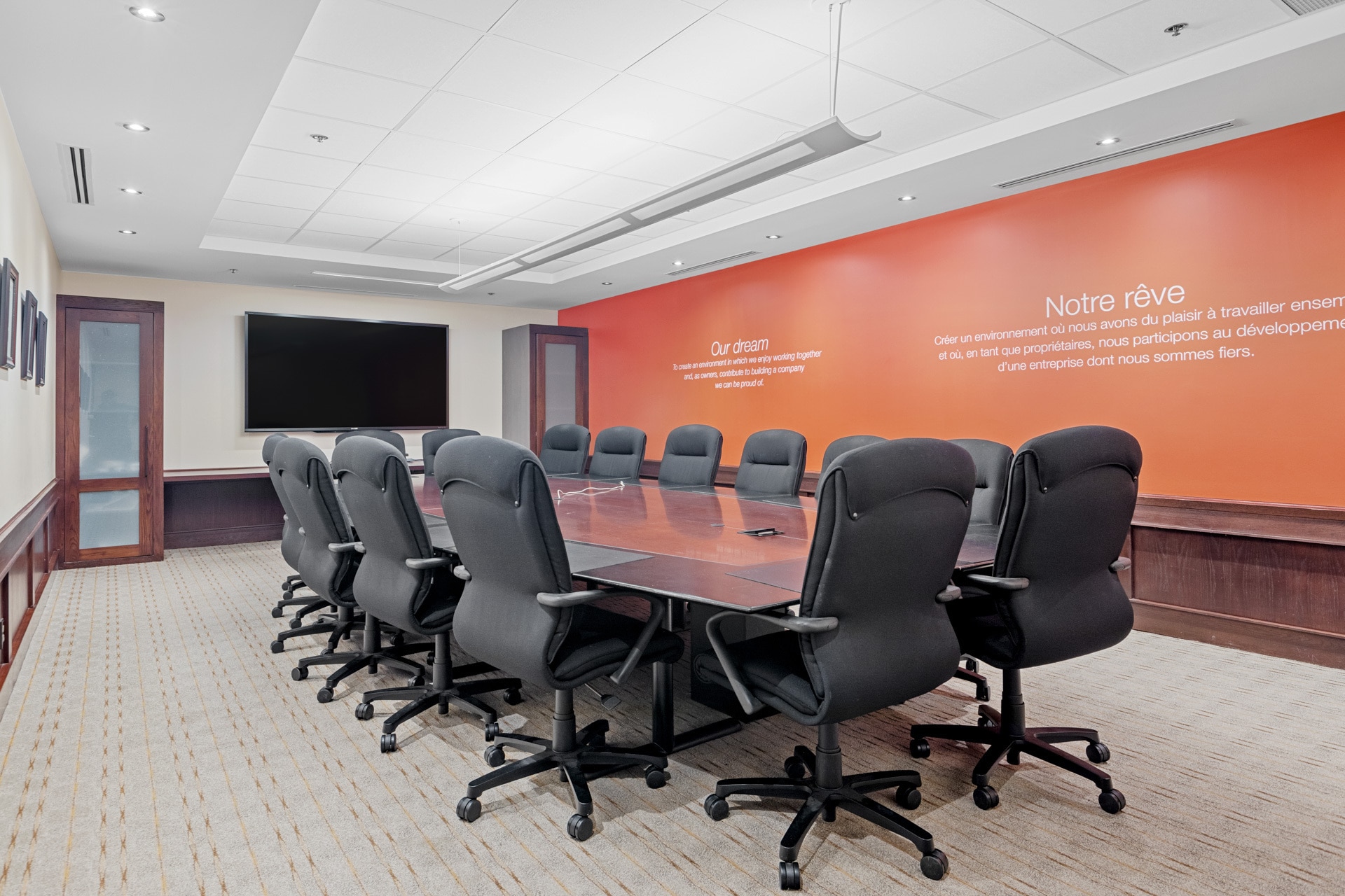 1400 Blair Towers Pl, Ottawa, ON à louer Photo intérieure- Image 1 de 8