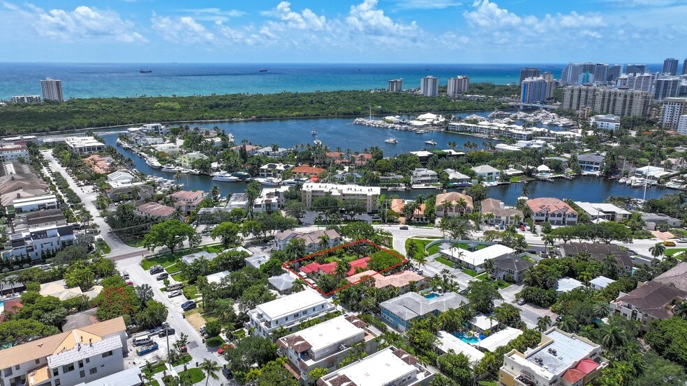 2625 NE 13th Ct, Fort Lauderdale, FL à vendre - Photo du bâtiment - Image 1 de 19