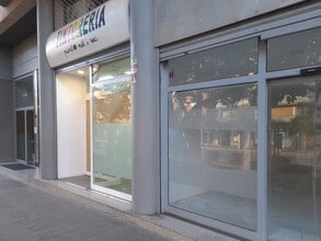 Retail in Esplugues de Llobregat, Barcelona for lease Interior Photo- Image 2 of 7