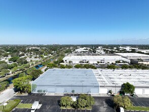 1600 NW 159th St, Miami, FL for lease Building Photo- Image 1 of 1