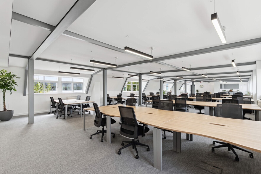 22-24 Glenthorne Rd, Londres à louer - Photo intérieure - Image 2 de 17