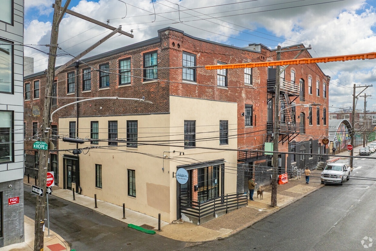1813-1853 N Howard St, Philadelphia, PA for lease Primary Photo- Image 1 of 5