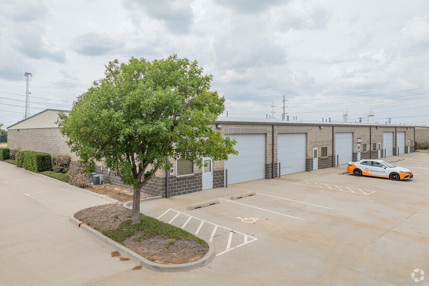 7308 NW 164th St, Edmond, OK for sale - Building Photo - Image 3 of 13