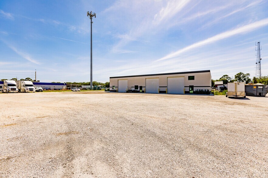 6130 Porter Rd, Sarasota, FL à vendre - Photo du bâtiment - Image 2 de 11