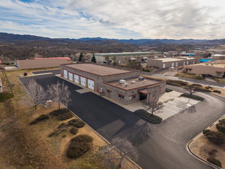 6501 E 2nd St, Prescott Valley, AZ à louer - Photo du bâtiment - Image 3 de 16