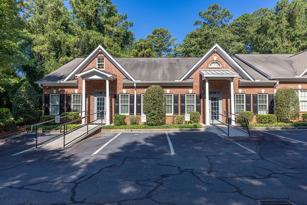 3375 Chastain Gardens Dr, Kennesaw, GA for sale Building Photo- Image 1 of 17