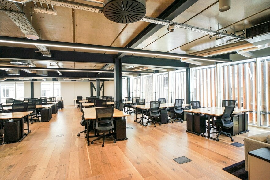 8-14 Meard St, London for lease - Interior Photo - Image 3 of 18