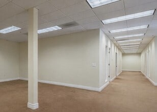 18525 Sutter Blvd, Morgan Hill, CA à louer Photo intérieure- Image 2 de 10