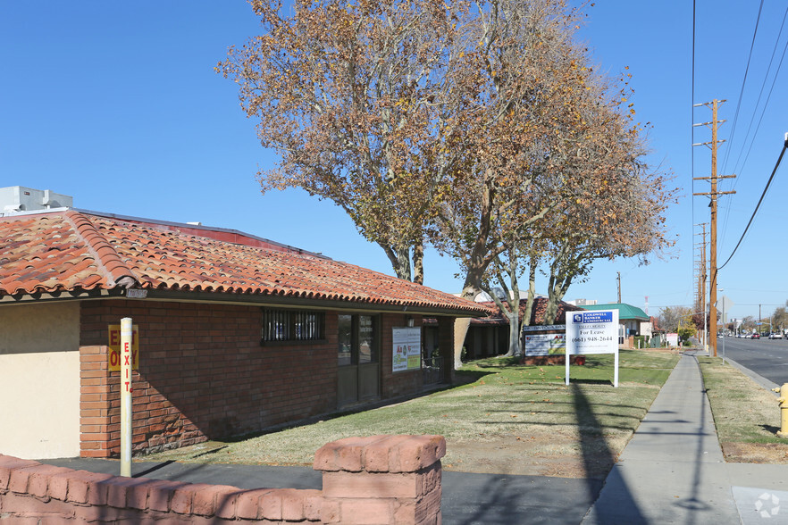 43825 10th St W, Lancaster, CA for sale - Primary Photo - Image 1 of 1