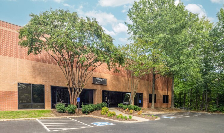 10430-10440 Lakeridge Pky, Ashland, VA à louer - Photo du bâtiment - Image 3 de 12