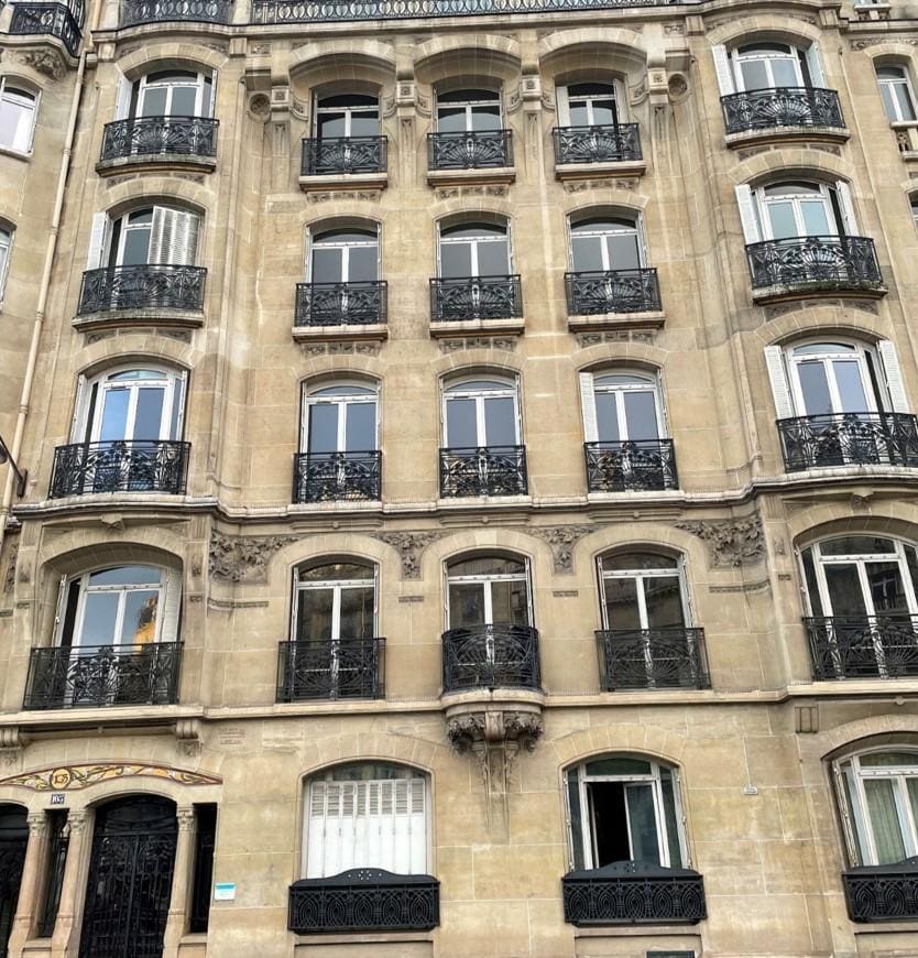105 Rue Jouffroy D'Abbans, Paris for lease Building Photo- Image 1 of 13