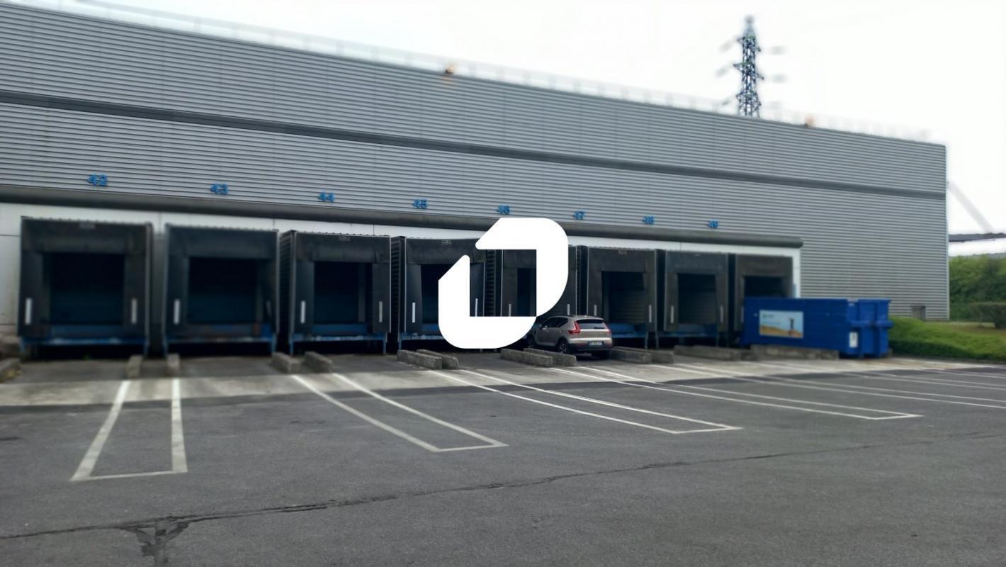 Industrial in Moissy-Cramayel for lease Building Photo- Image 1 of 7