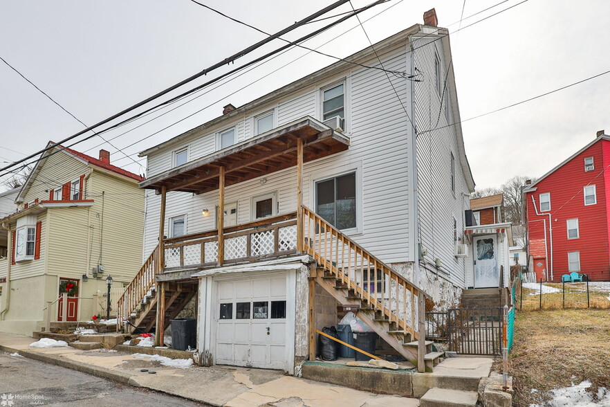 304 E Kline Ave, Lansford, PA à vendre - Photo du bâtiment - Image 2 de 67