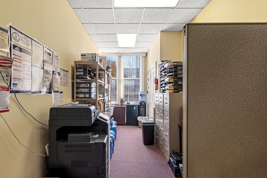 45 East Piccadilly, Winchester, VA for lease - Building Photo - Image 3 of 10