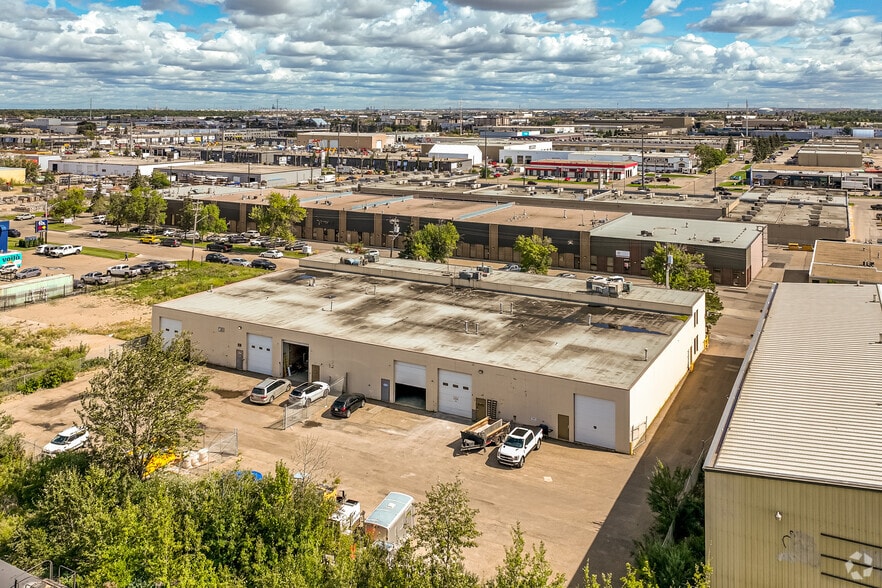 4608-4612 101 St NW, Edmonton, AB for lease - Aerial - Image 2 of 2