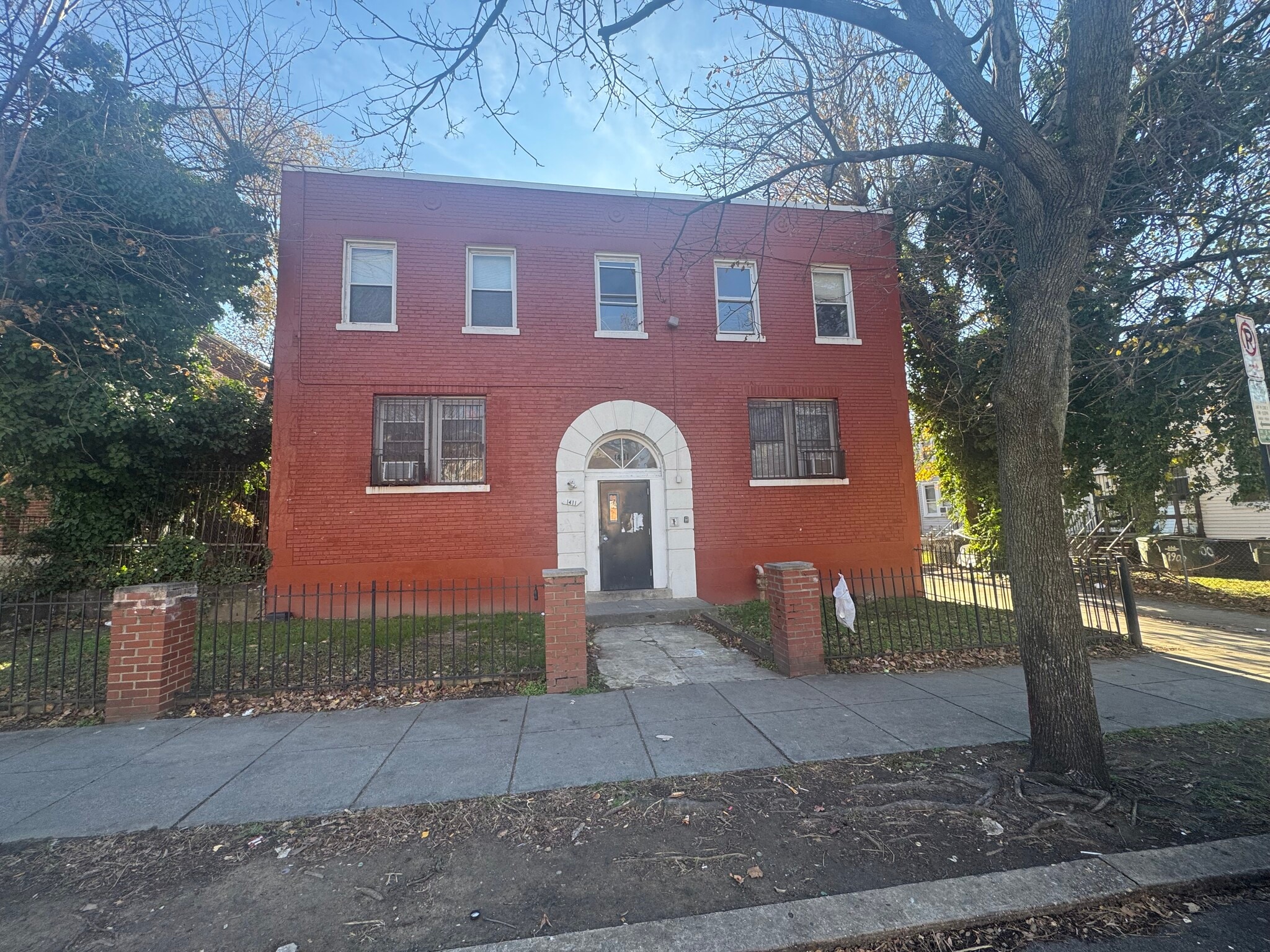 1411 T St SE, Washington, DC for sale Primary Photo- Image 1 of 3