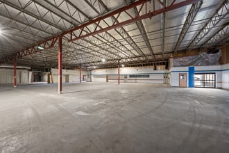1325 W 3rd St, Alliance, NE for lease Interior Photo- Image 1 of 9