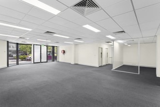 49 Frenchs Forest Rd, Frenchs Forest for lease Interior Photo- Image 2 of 5