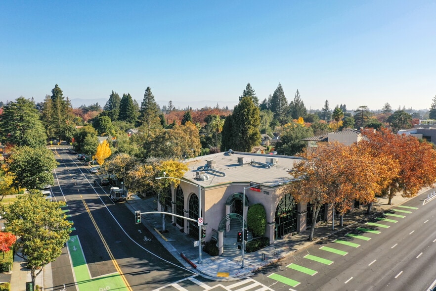 1705 El Camino Real, Palo Alto, CA for lease - Building Photo - Image 2 of 10