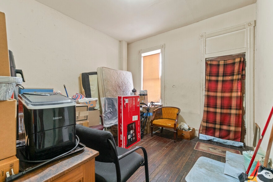 112 E 20th St, Baltimore, MD for sale - Building Photo - Image 3 of 23