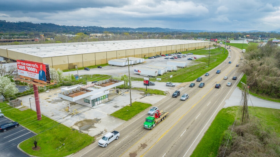 2130 Amnicola Hwy, Chattanooga, TN for sale - Building Photo - Image 3 of 18