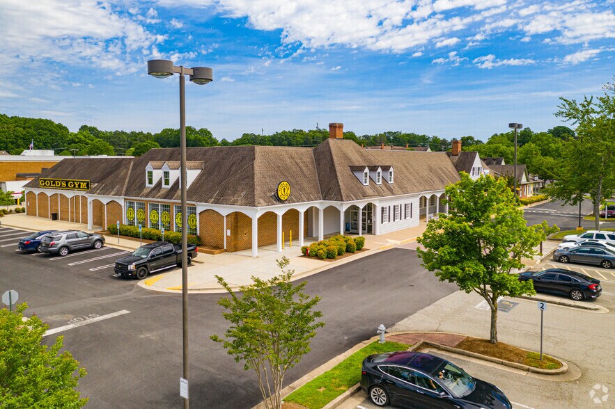9782 Gayton Rd, Richmond, VA à louer - Photo du bâtiment - Image 2 de 24