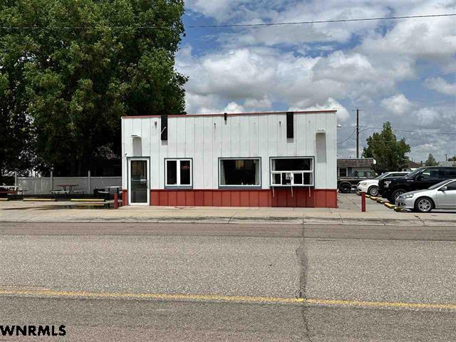 521 E 3rd St, Kimball, NE for sale - Primary Photo - Image 1 of 1