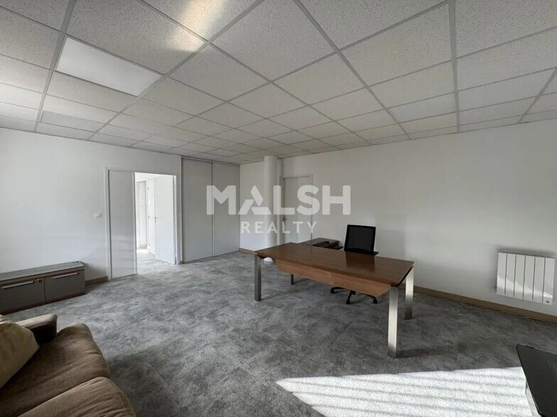 Bureau dans Andrézieux-Bouthéon à louer - Photo intérieure - Image 3 de 4