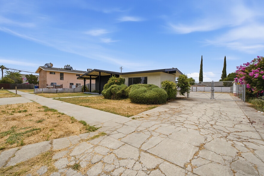 1012 Hale Ave, Corcoran, CA for sale - Building Photo - Image 3 of 28